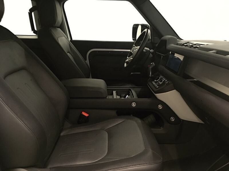 Usado Land Rover Defender S 340 CV (250 kW) 2022 Fuji white SUV