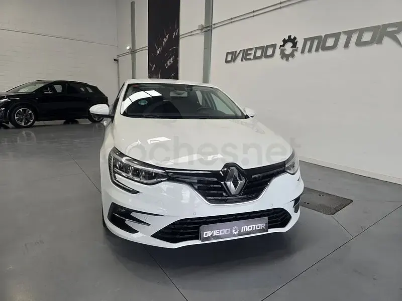 Begagnad Renault Mégane II Life 115 HK (84 kW) 2021 Vit Sedan