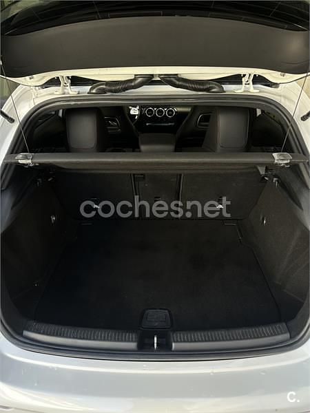 Usado Mercedes A250 218 CV (160 kW) 2018 Blanco Berlina