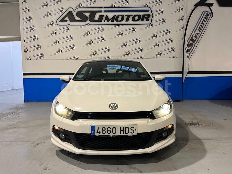 Usado VW Scirocco 160 CV (117 kW) 2011 Blanco Coupe