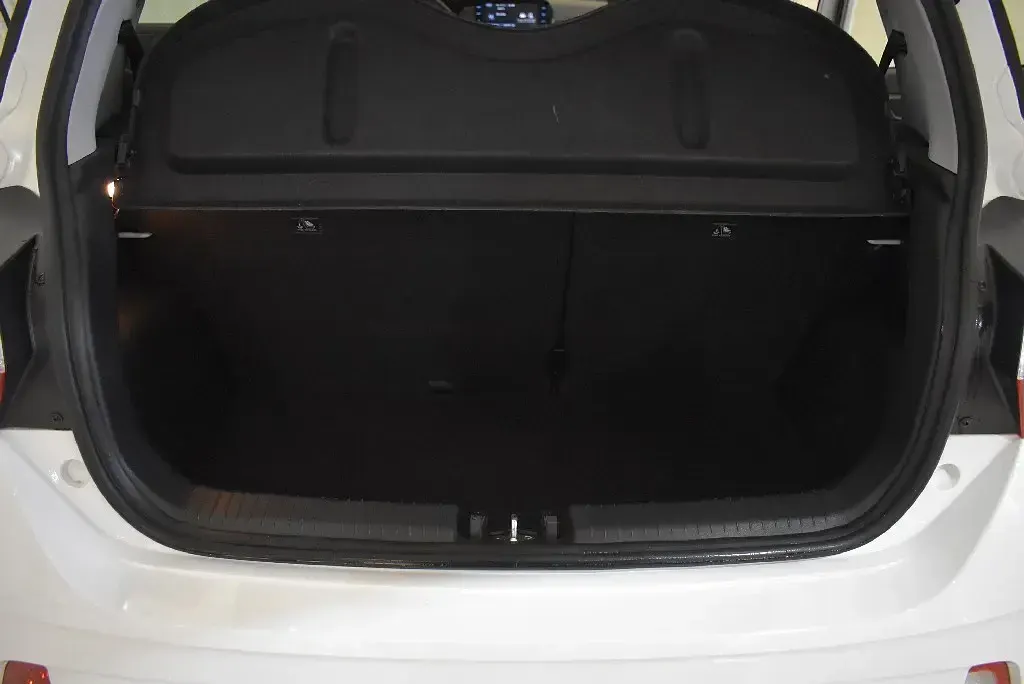 Usado Hyundai i10 67 CV (49 kW) 2023 Utilitario