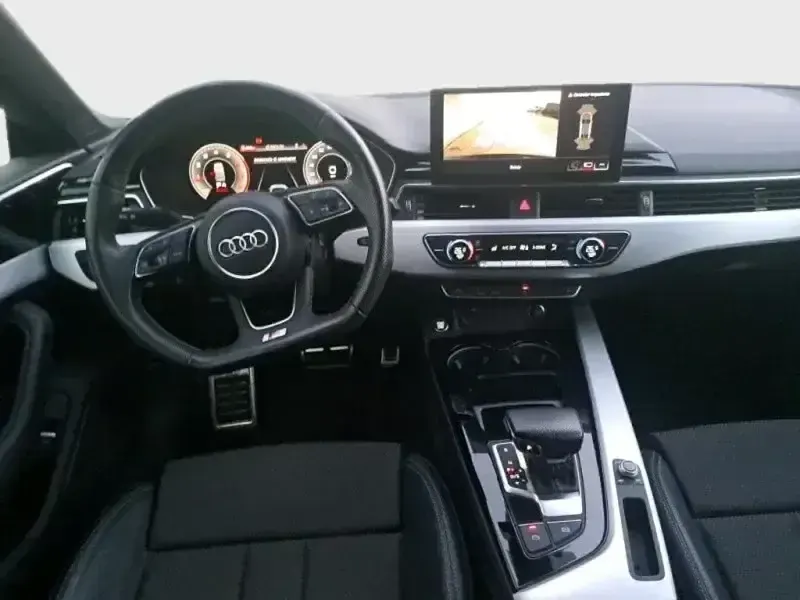 Käytetty Audi A5 Sportback S-Line 204 HP (150 kW) 2021 Musta Viistoperä