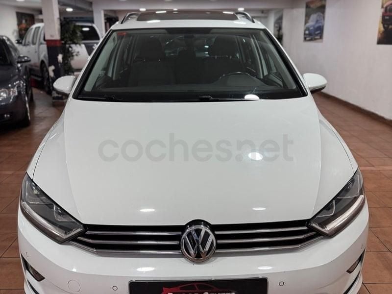 Usado VW Golf Sportsvan Advance 150 CV (110 kW) 2017 Blanco Monovolumen