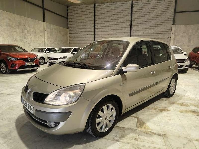 Usado Renault Scénic II Privilege 106 CV (77 kW) 2007 Beige Monovolumen