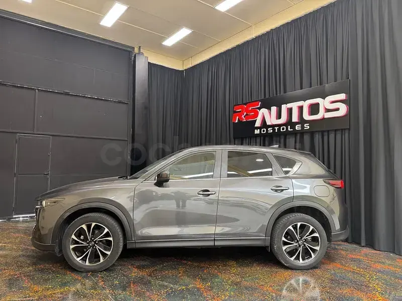Usado Mazda CX-5 Ad'Vantage 165 CV (121 kW) 2024 Gris / plata SUV