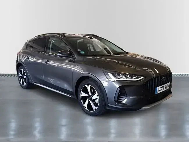 Usado Ford Focus Active 155 CV (114 kW) 2023 Gris magnetic (metalizado) Berlina