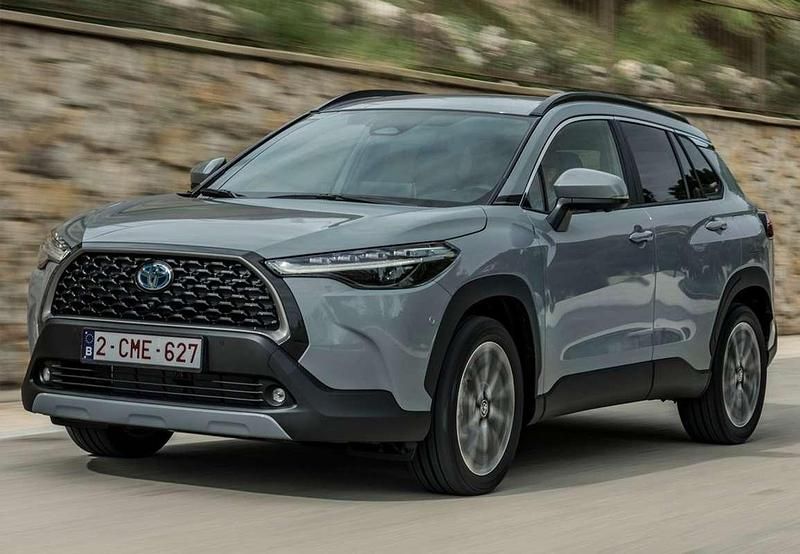 Plateado Nuevo 2024 Toyota Corolla Cross Plus SUV | 34.719 € (Buen precio) - Imagen 1/4