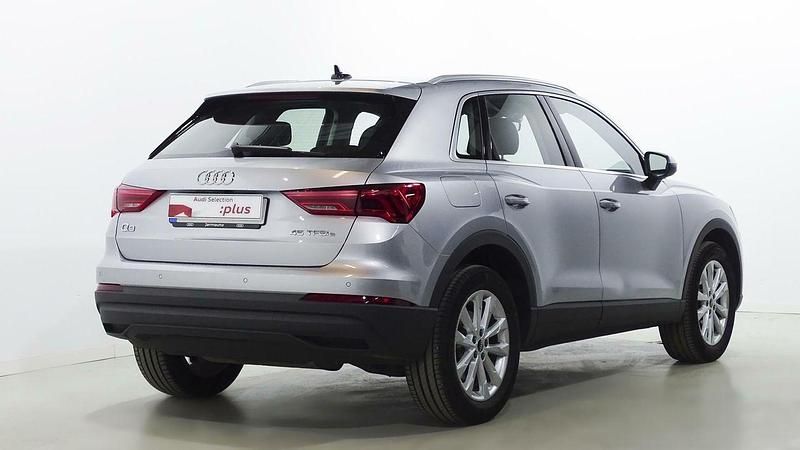 Usado Audi Q3 Advanced Plus 245 CV (180 kW) 2022 Gris SUV