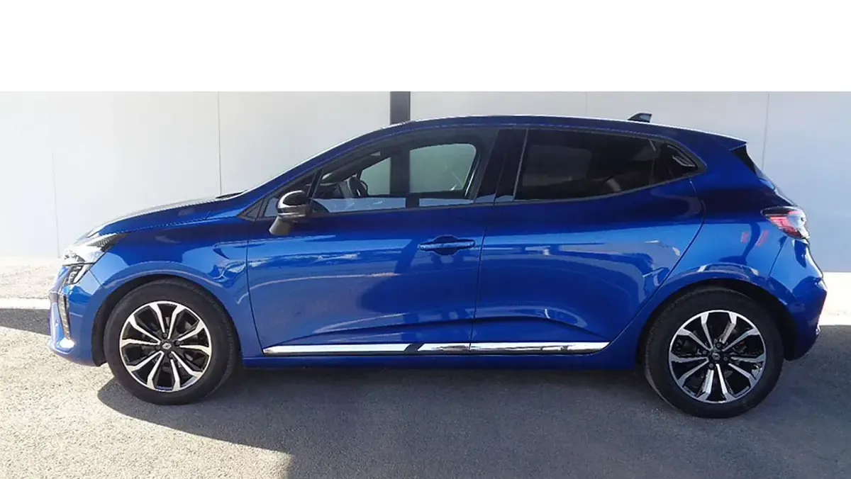 Usado Renault Clio Techno 101 CV (74 kW) 2025 Utilitario