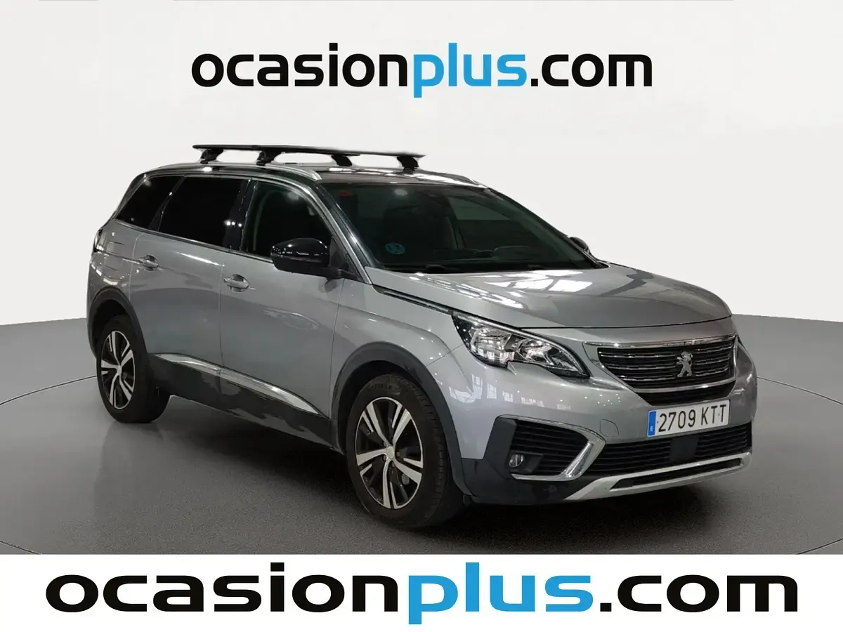 Usado Peugeot 5008 Allure 131 CV (96 kW) 2019 Gris plata SUV