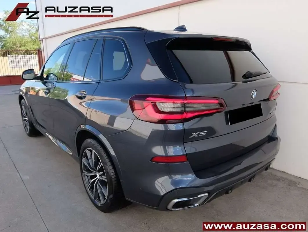 Usado BMW X5 Comfort Edition 286 CV (210 kW) 2022 Gris SUV