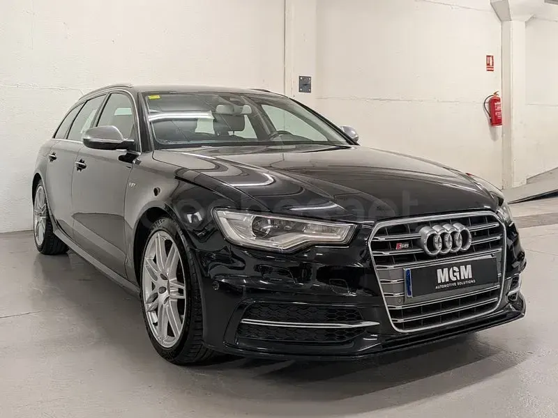 Usado Audi A6 420 CV (308 kW) 2014 Negro Familiar