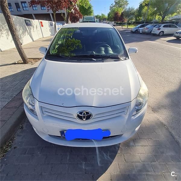 Blanco Usado 2012 Toyota Auris Active Berlina | 5400 € (Precio justo) - Imagen 1/4