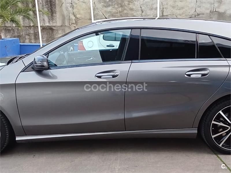 Usado Mercedes CLA200 AMG line 136 CV (100 kW) 2015 Gris / plata Berlina