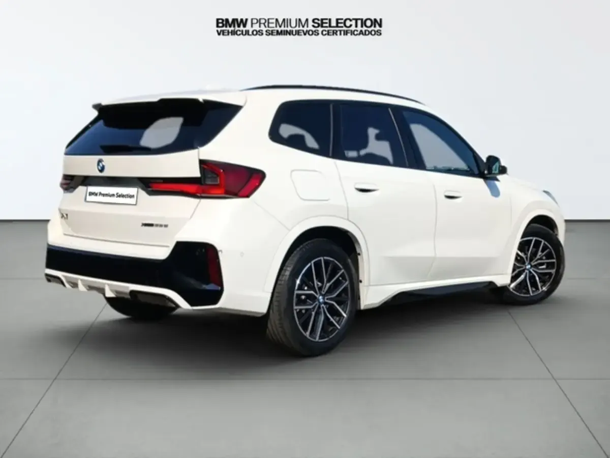 Usado BMW X1 Comfort Edition 245 CV (180 kW) 2025 Blanco SUV