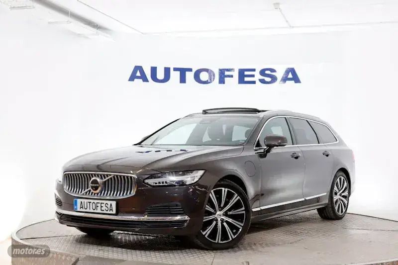 Marrón Usado 2022 Volvo V90 Inscription Familiar | 37.450 € - Imagen 1/4