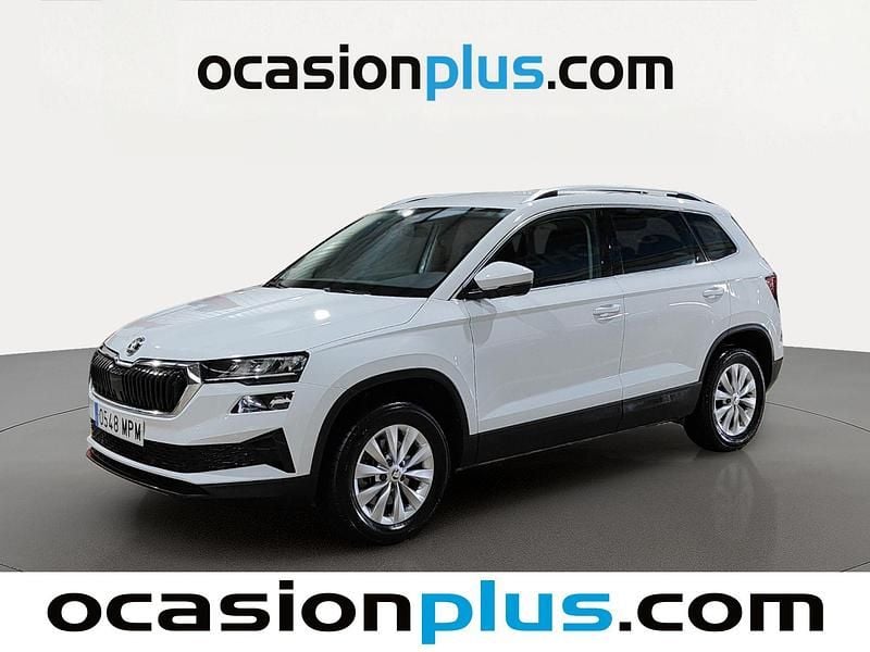 Usado Skoda Karoq Selection 116 CV (85 kW) 2024 Blanco SUV