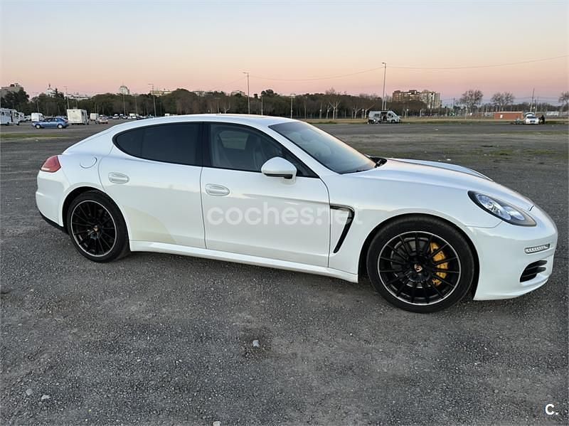 Usado Porsche Panamera 310 CV (228 kW) 2013 Blanco Utilitario