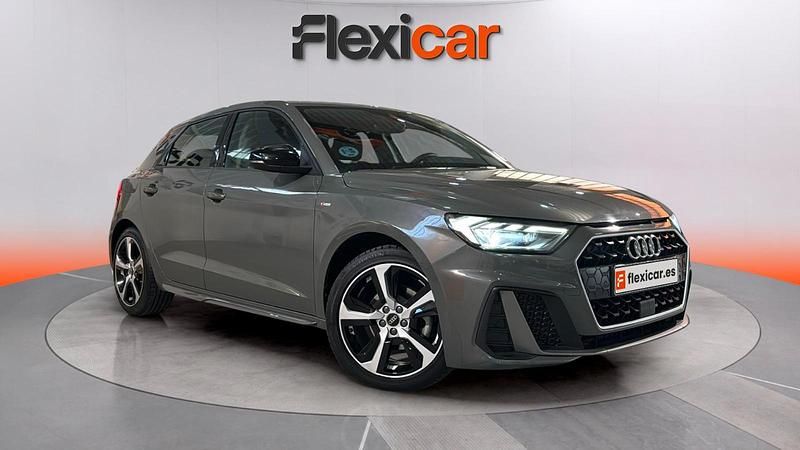 Usado Audi A1 Premium 110 CV (80 kW) 2022 Gris Berlina
