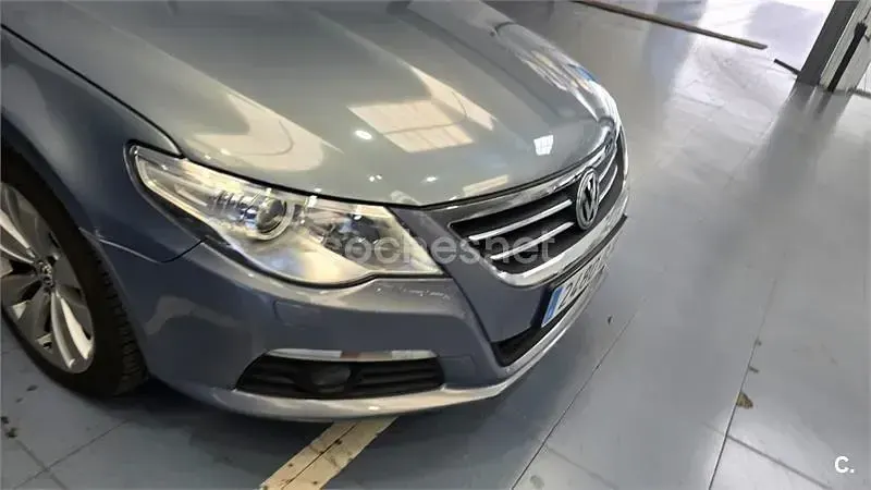 Usado VW Passat 160 CV (117 kW) 2008 Gris / plata Berlina