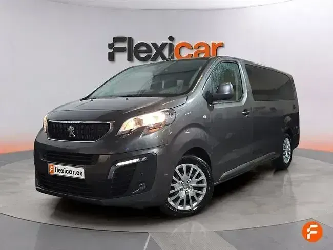 Usado Peugeot Traveller Active 120 CV (88 kW) 2021 Gris Monovolumen