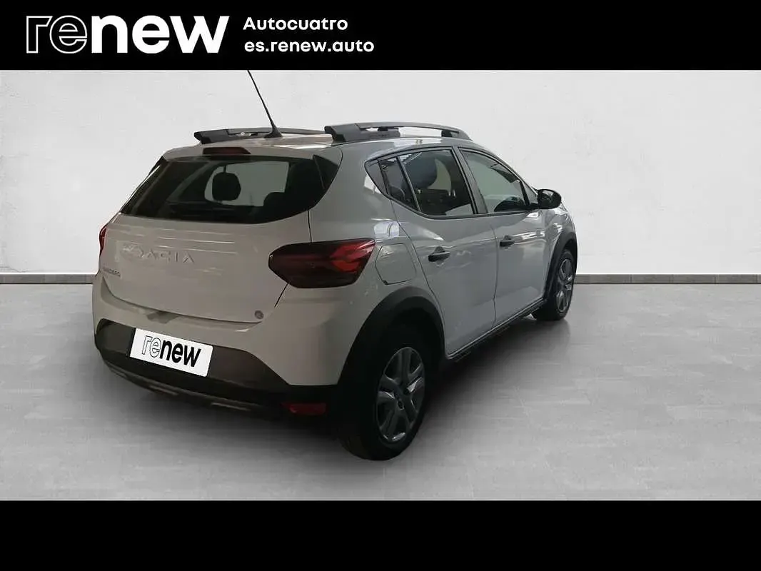 Usado Dacia Sandero Essentiel 101 CV (74 kW) 2023 Utilitario