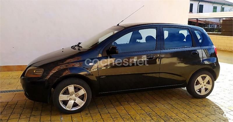 Usado Chevrolet Kalos SE 94 CV (69 kW) 2007 Negro Berlina