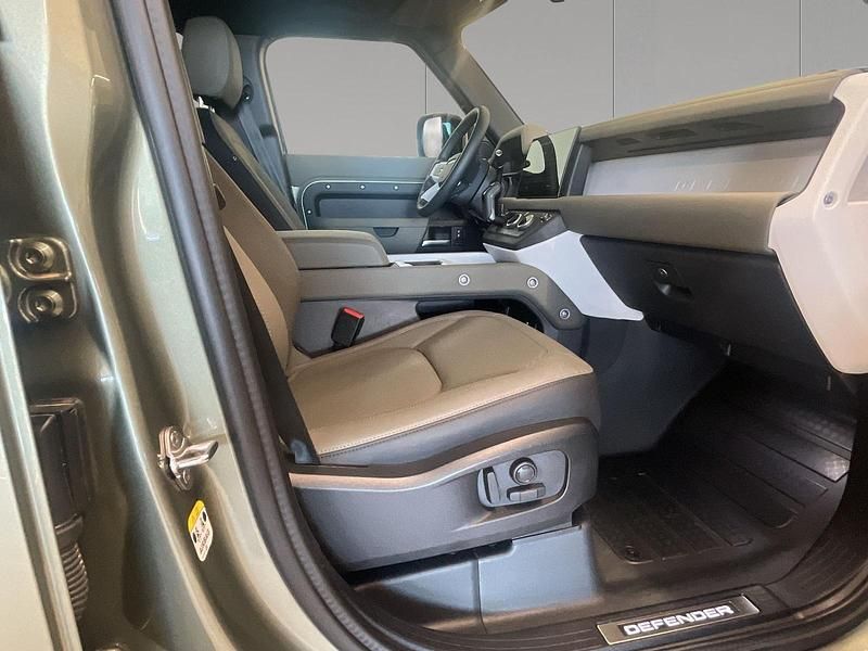 Brugt Land Rover Defender SE Dynamic 249 HK (183 kW) 2025 Grøn SUV