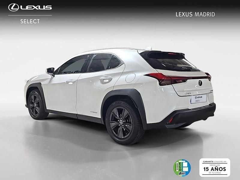Usado Lexus UX Business Edition 184 CV (135 kW) 2020 Blanco SUV