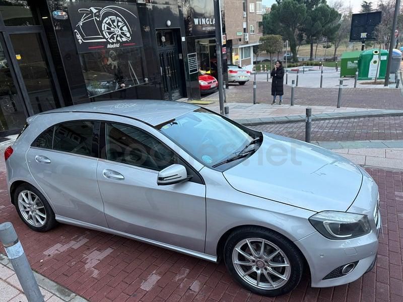 Usado Mercedes A200 Urban 156 CV (114 kW) 2016 Blanco Berlina