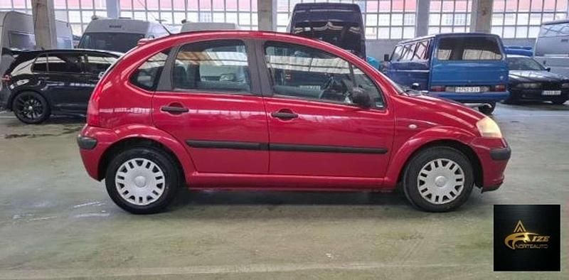Usado Citroën C3 Elegance 68 CV (50 kW) 2004 Rojo Utilitario