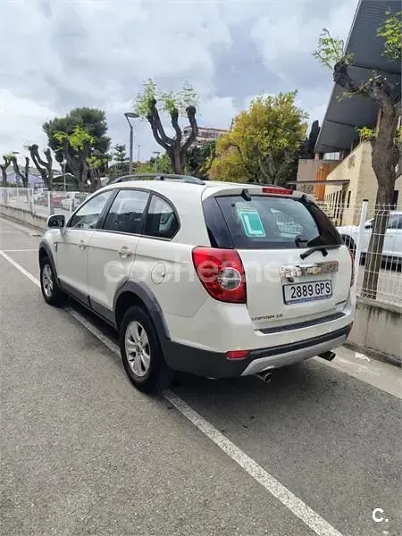 Usado Chevrolet Captiva LS 136 CV (100 kW) 2009 Blanco SUV
