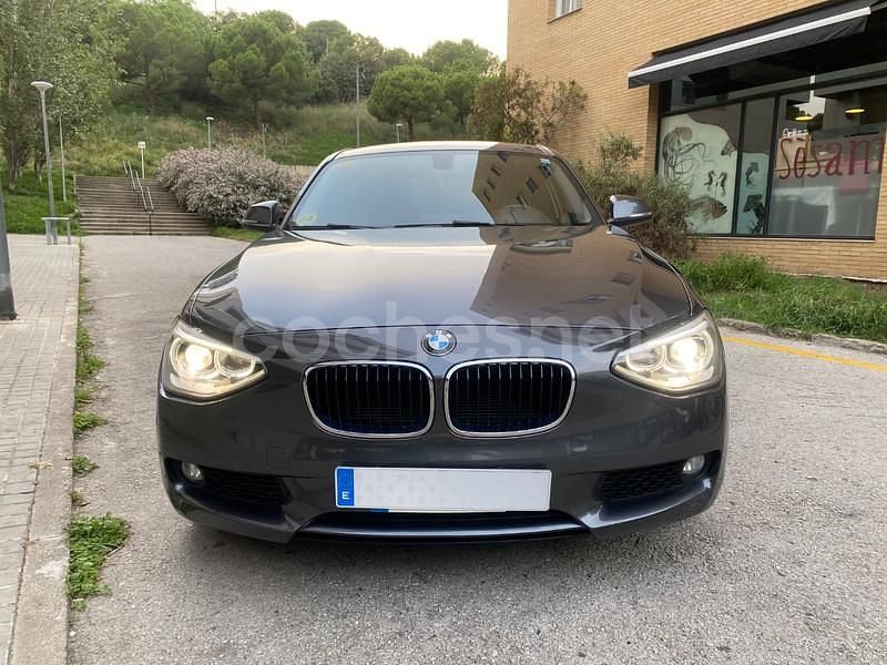 Usado BMW 118 143 CV (105 kW) 2014 Gris / plata Utilitario