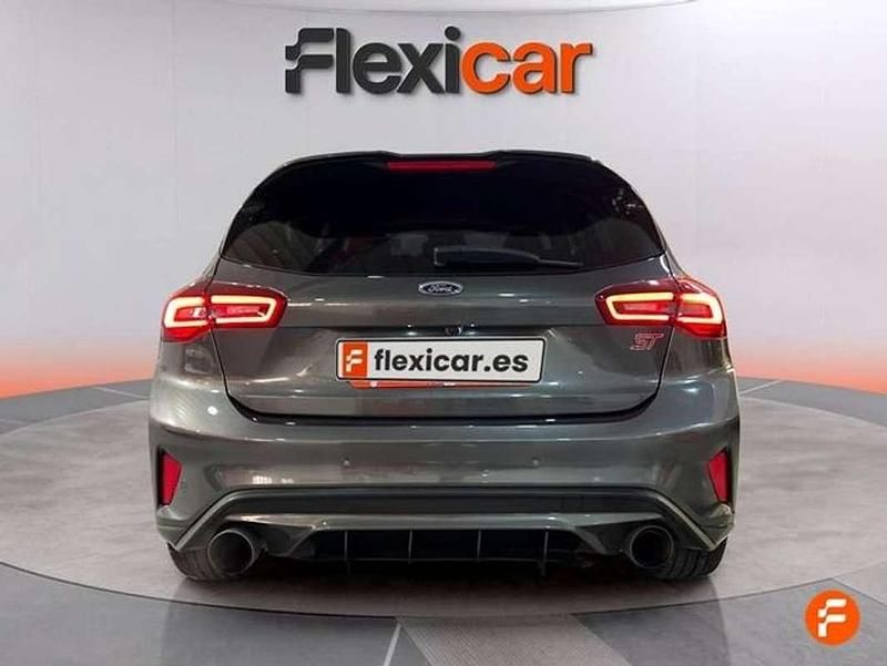 Usado Ford Focus ST 280 HP (205 kW) 2025 Cinzento Citadino
