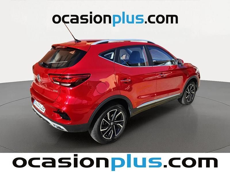 Usado MG ZS Luxury 111 CV (81 kW) 2022 Rojo SUV