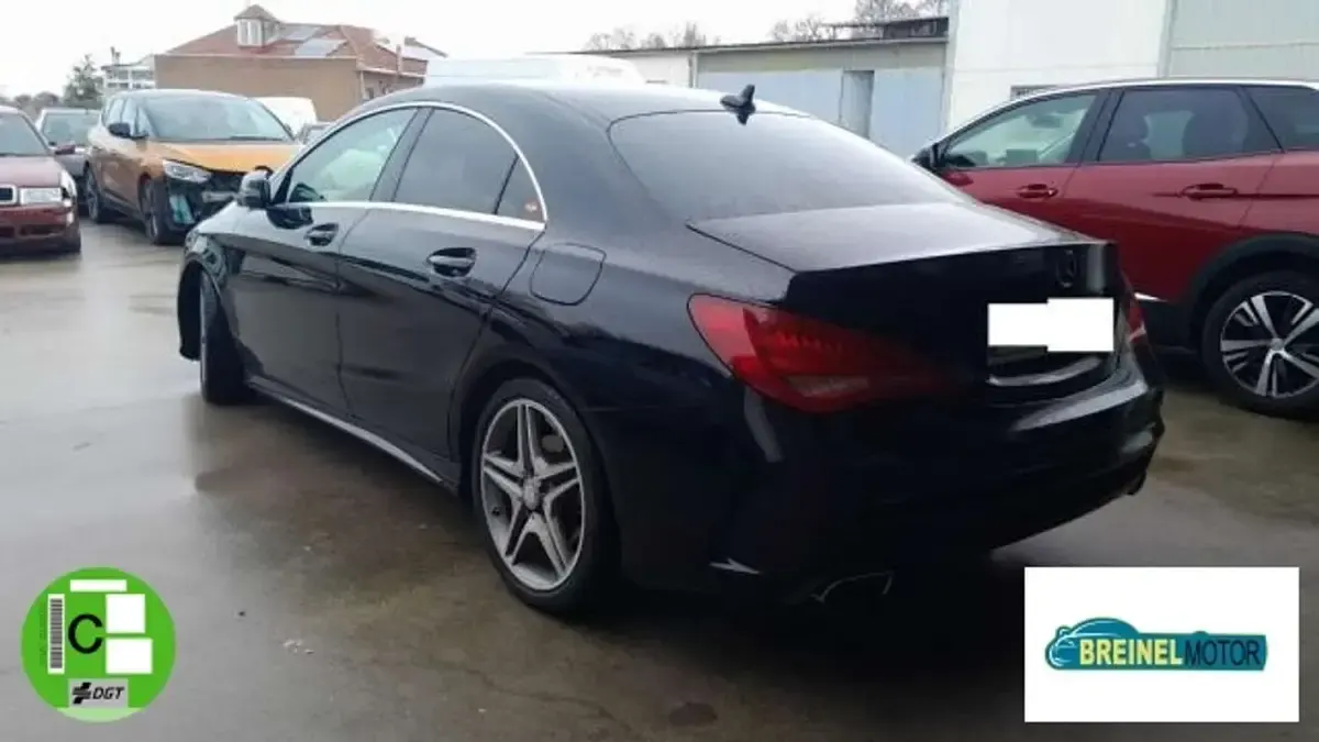 Usado Mercedes CLA200 Executive 136 CV (100 kW) 2016 Negro Coupe