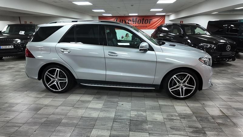 Gris / plata Usado 2016 Mercedes GLE350 SUV | 37.990 € (Precio justo) - Imagen 1/4
