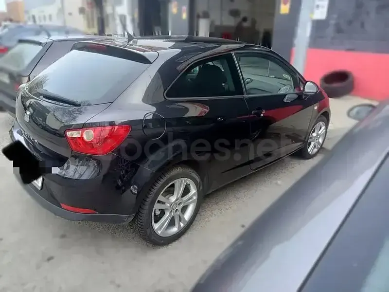 Usado Seat Ibiza SC Copa 90 CV (66 kW) 2011 Negro Utilitario