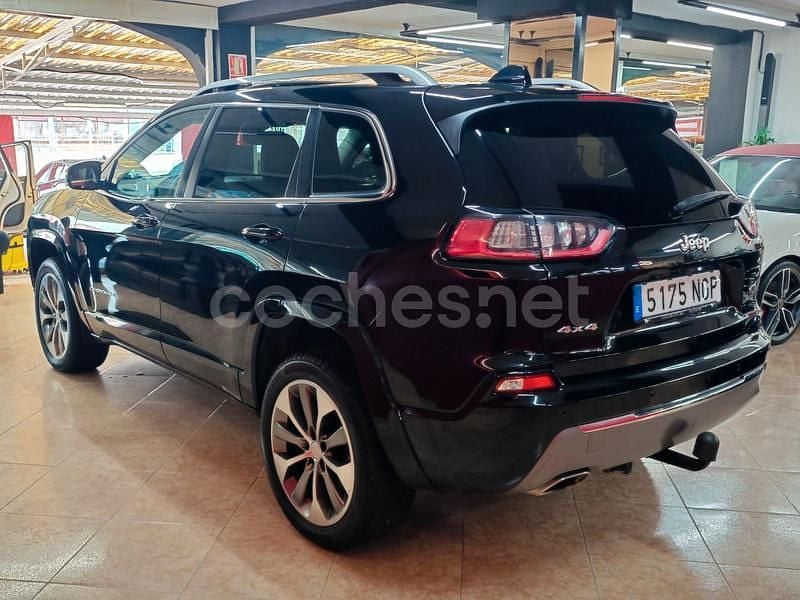 Usado Jeep Cherokee Overland 195 CV (143 kW) 2019 Negro SUV