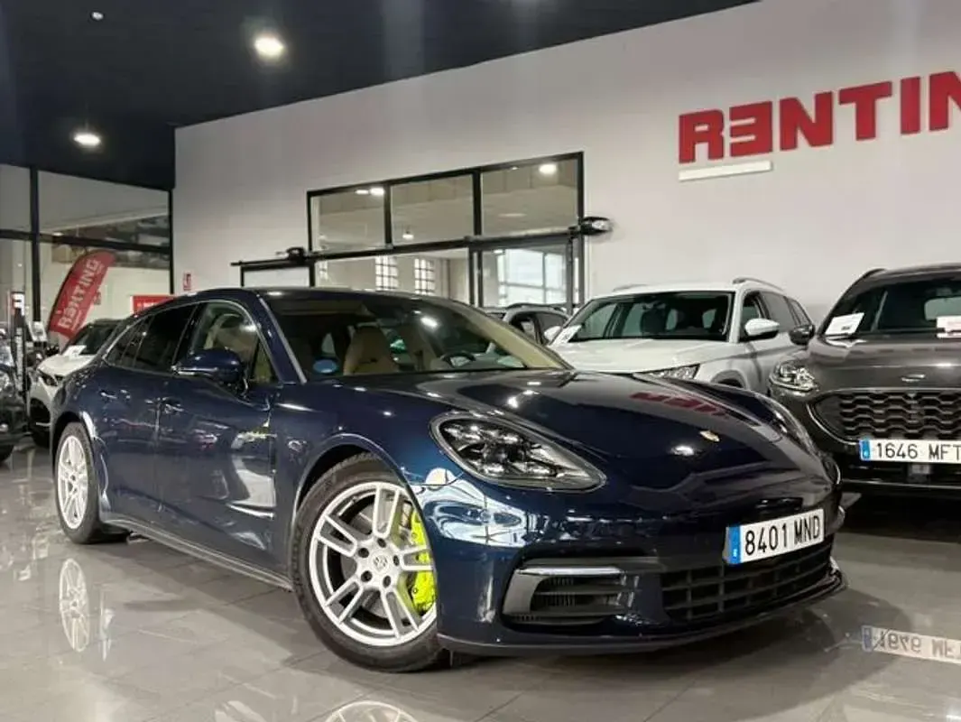 Usado Porsche Panamera Sport Turismo 462 CV (339 kW) 2018 Azul Utilitario