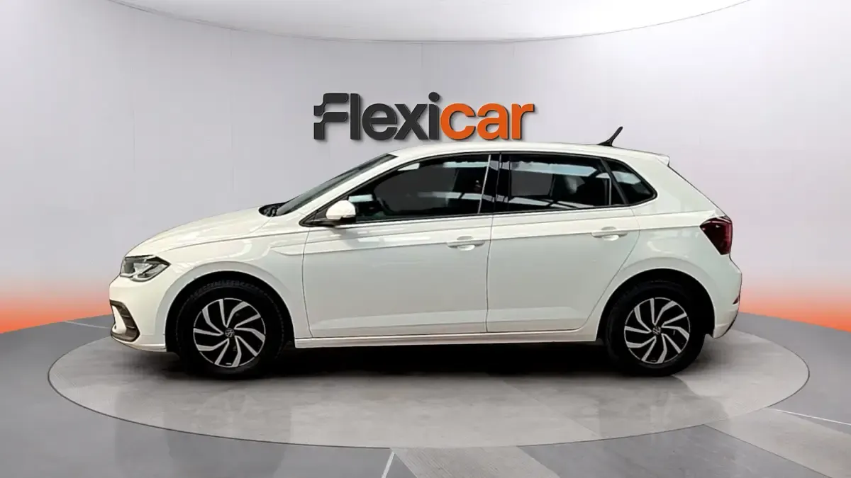 Usado VW Polo Life 95 CV (69 kW) 2021 Blanco Utilitario