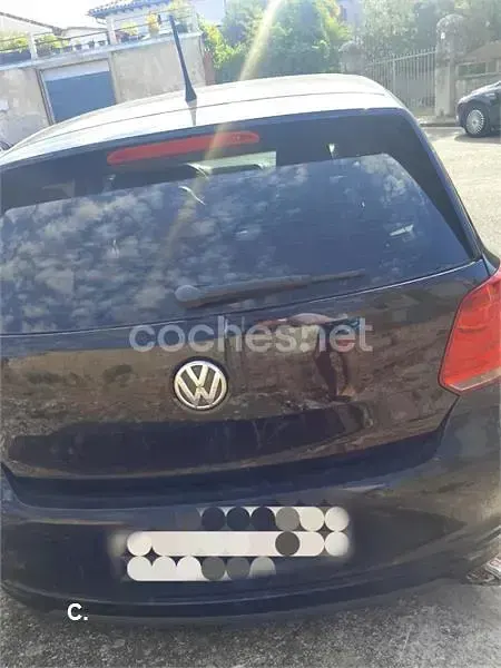 Usado VW Polo 75 CV (55 kW) 2012 Negro Utilitario