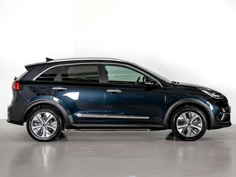 Usado Kia e-Niro 150 kW (204 CV) 2022 Azul SUV