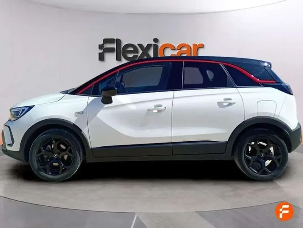 Usado Opel Crossland 110 CV (80 kW) 2023 Blanco SUV