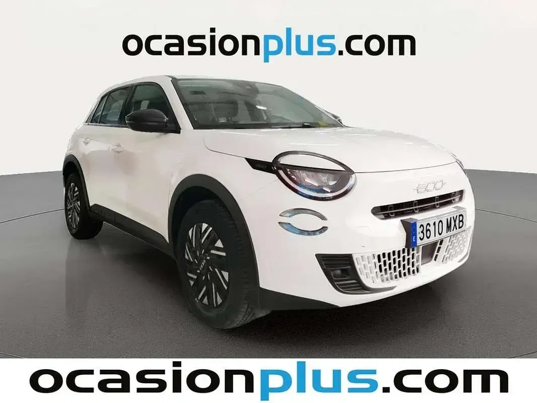 Usado Fiat 600 101 CV (74 kW) 2024 Blanco SUV