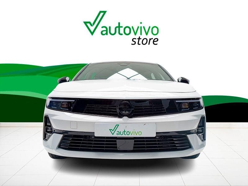 Usado Opel Astra GS Line 182 CV (133 kW) 2023 Blanco Utilitario