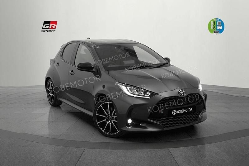 Nuevo Toyota Yaris Hybrid Sport 130 CV (95 kW) 2025 Gris