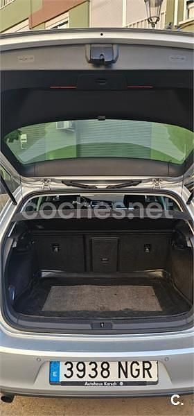 Usado VW Golf Sportsvan Edition 110 CV (80 kW) 2014 Gris / plata Monovolumen