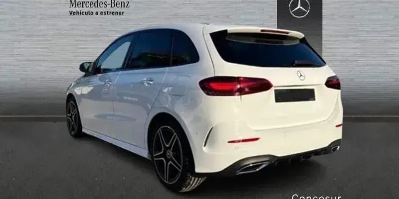 Usado Mercedes B250e 218 CV (160 kW) 2025 Blanco Utilitario