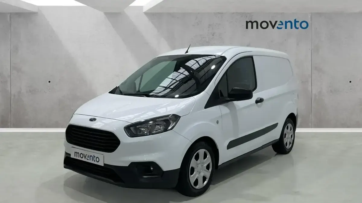 Usado Ford Transit Trend 102 CV (75 kW) 2022 Blanco Van